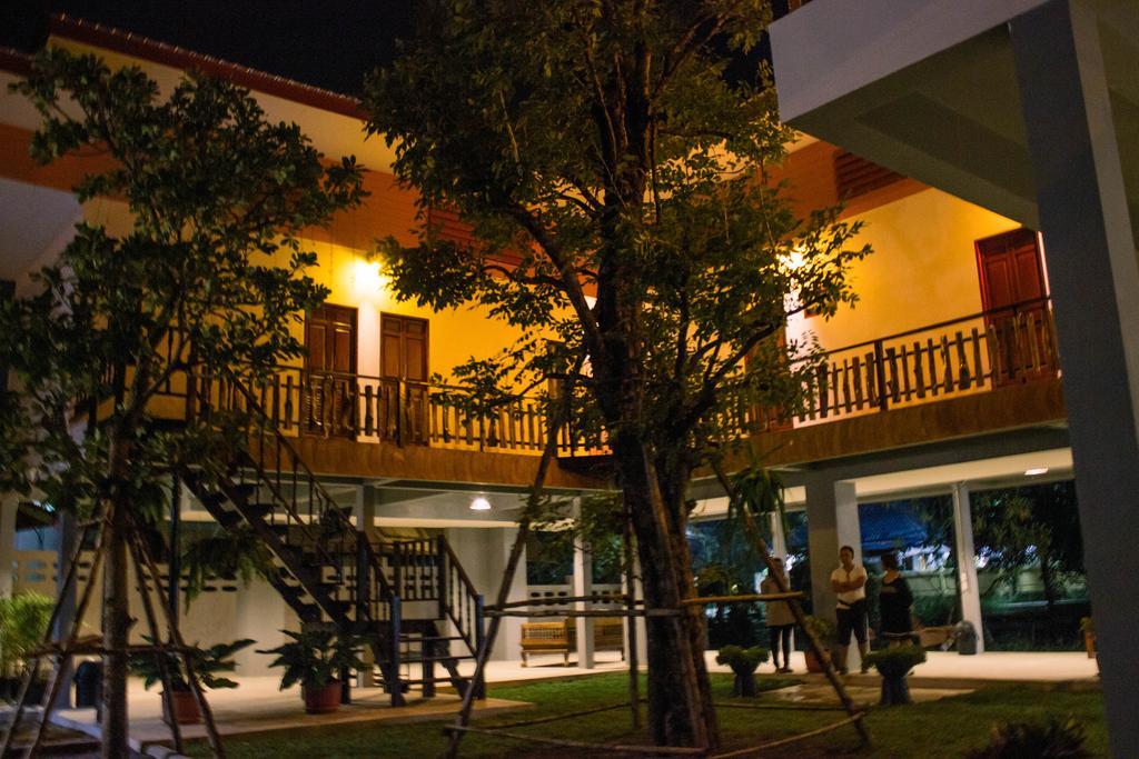 Hotel Ban Klong Srabua Phra Nakhon Si Ayutthaya Zewnętrze zdjęcie